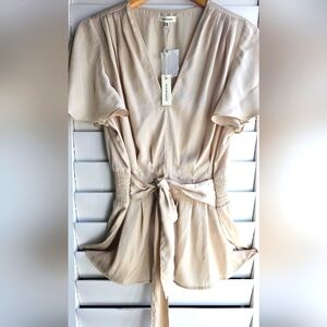 Max Studio Blouse V neck Elastic Band Belt Ivory Beige size  L